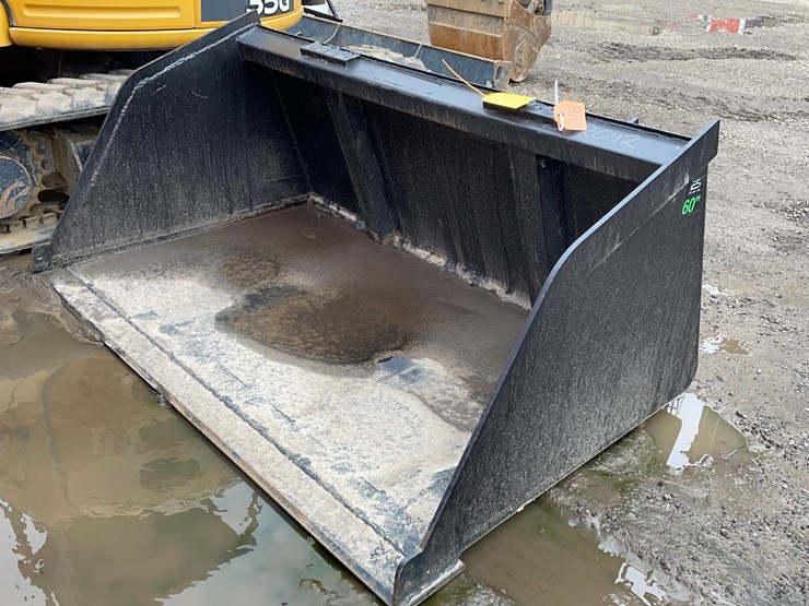 tag-#186,-new-es-60"-bucket-for-skid-loader-image-1