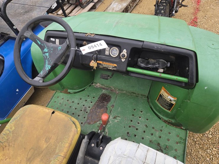 john-deere-gator-image-8