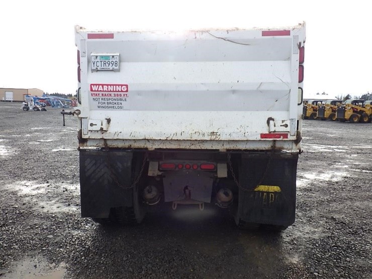 2007-international-7600-image-6