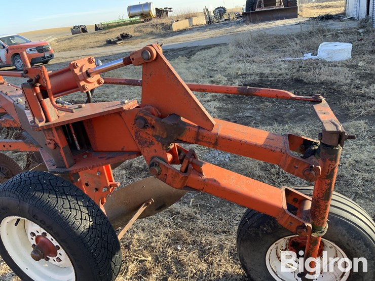 case-8-bottom-plow-image-10