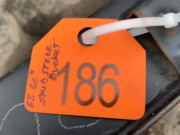 tag-#186,-new-es-60"-bucket-for-skid-loader-image-2