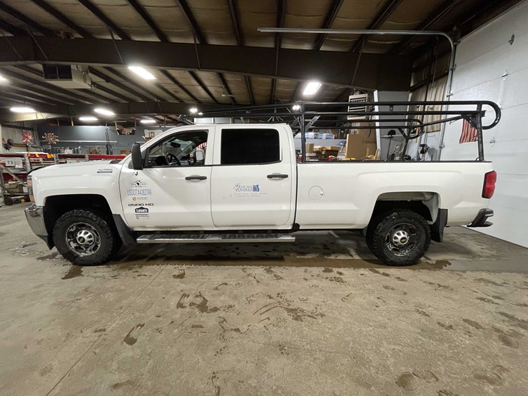 2015-chevrolet-silverado-2500hd-image-7