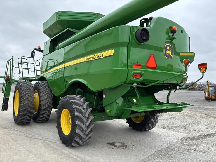 2014-john-deere-s660-image-6