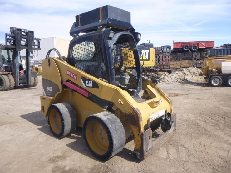 2009-caterpillar-246c-image-2