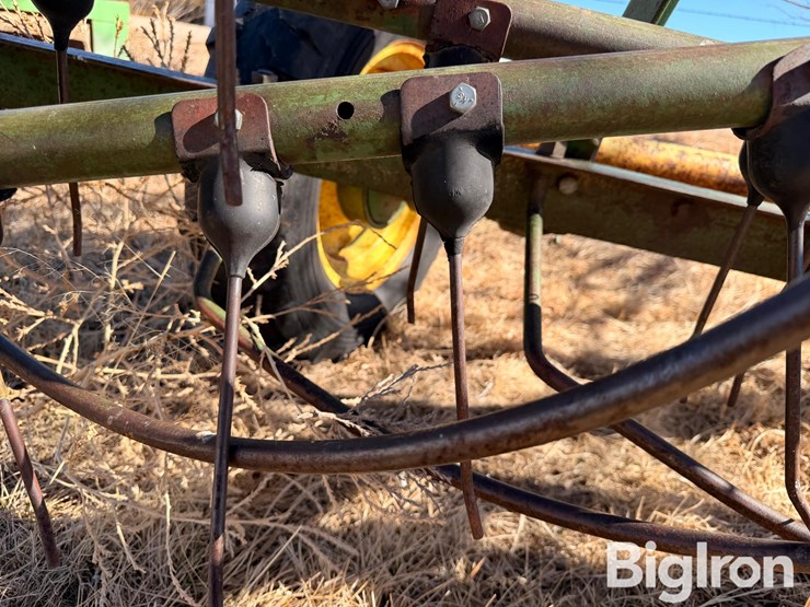 john-deere-640-image-10