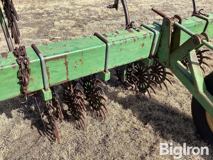 john-deere-30-image-13