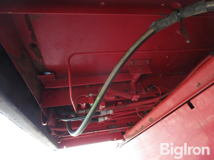1992-case-ih-1680-image-14