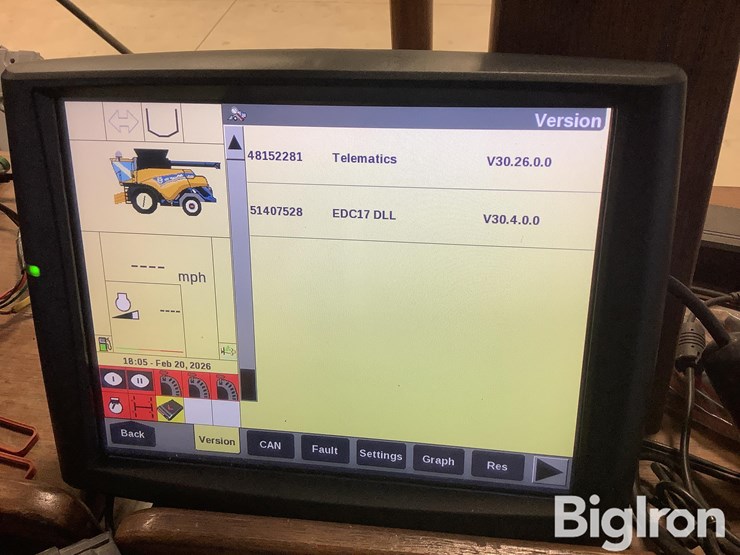 2017-case-ih-700-image-14