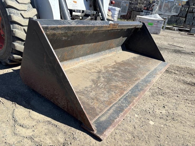 2018-bobcat-s550-image-10