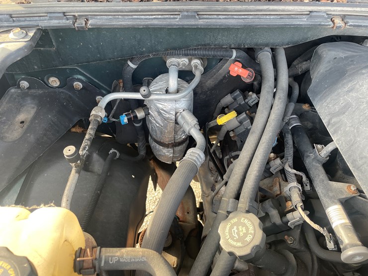 #1430-•-2002-green-gmc-sierra-(has-wi-title)-(of)-image-9