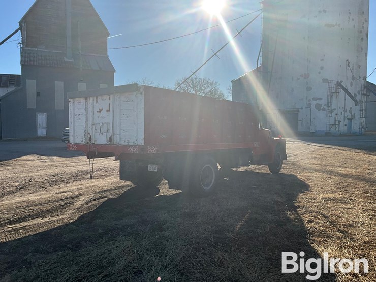 1968-international-loadstar-image-5