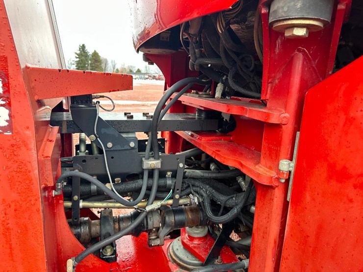 case-ih-steiger-335-image-36