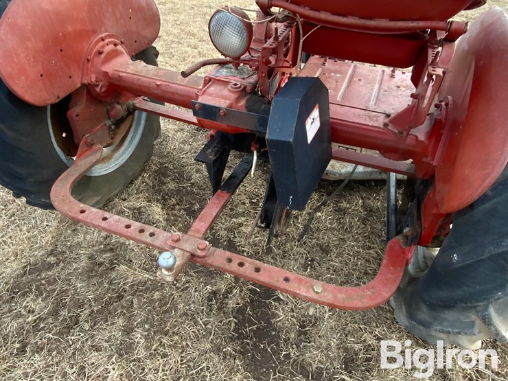 mccormick-farmall-b-2wd-tractor-w/mower-image-12