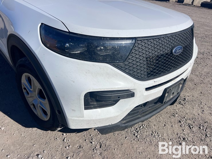 2022-ford-explorer-police-interceptor-image-18