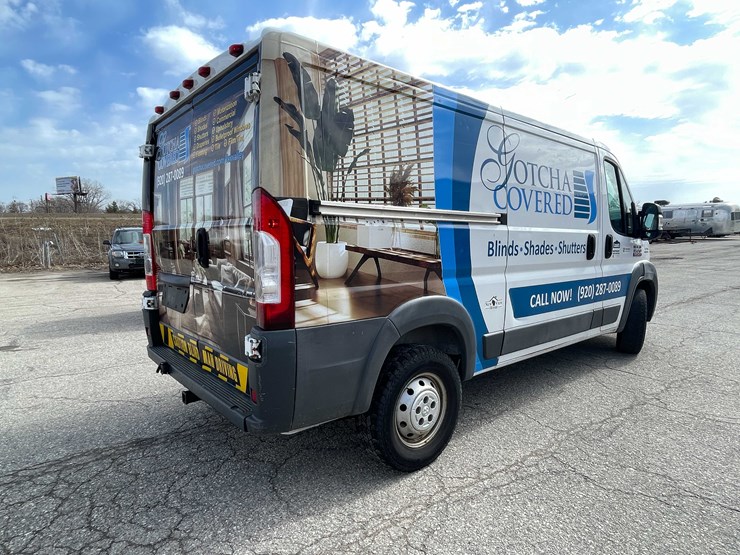 #1426-•-2016-white-ram-van-(has-wi-title)-(of)-image-5