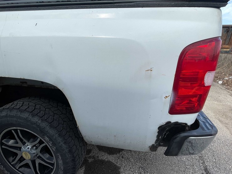 #1429-•-2008-white-chevy-silverado-(has-wi-title)-(of)-image-18