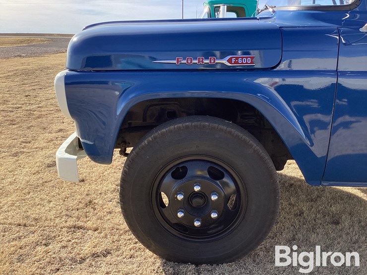 1960-ford-f600-image-10
