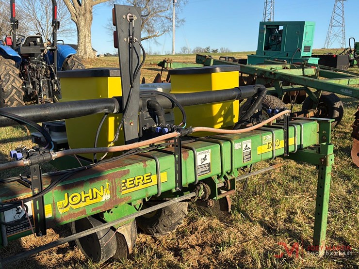 john-deere-6-image-8