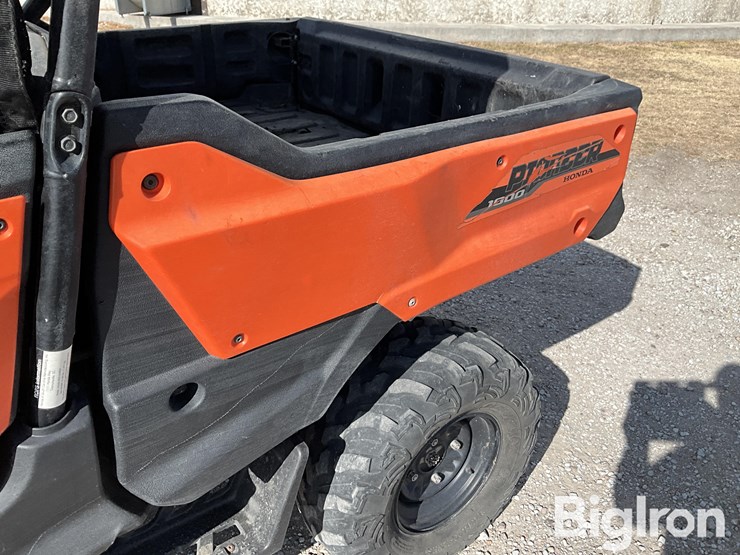 2016-pioneer-1000-image-14