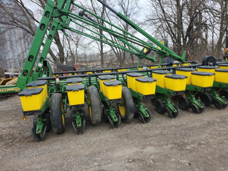 john-deere-1770-image-6