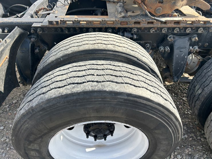 #39248-•-2000-freightliner-fd1-t/a-single-cab-truck-tractor-1fuy3mcb2ylb03327-image-27