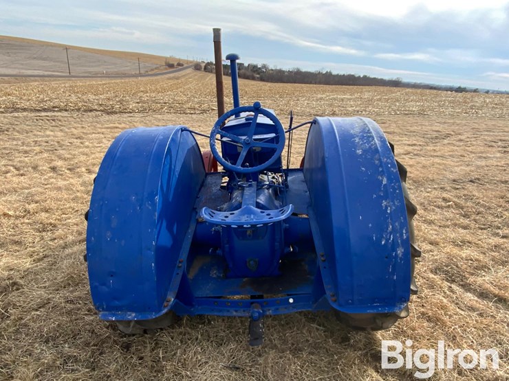 1930-case-c-2wd-tractor-image-6