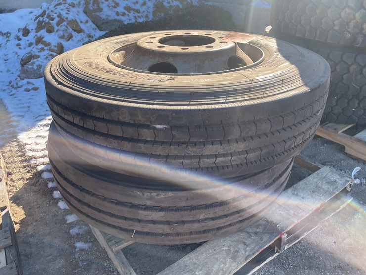 #6002-•-(2)-11r22.5-tires-image-1