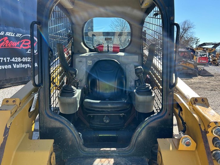 caterpillar-259d-image-12