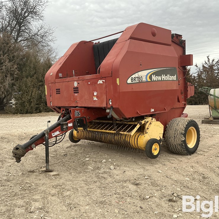 2006 NEW HOLLAND BR780A