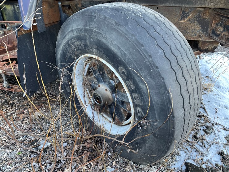 1993-mack-dm690s-image-11