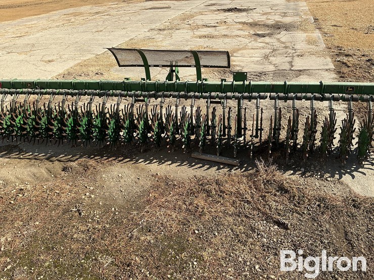 john-deere-400-image-6