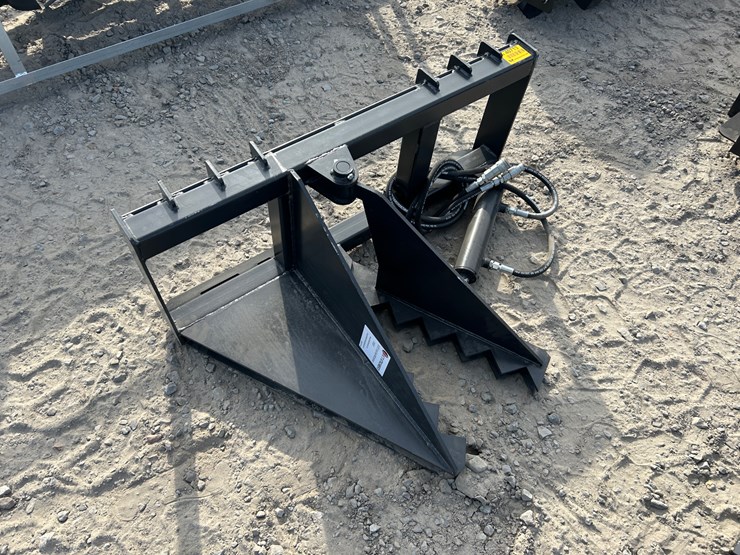 #2034-•-unused-jtc-skid-steer-tree-puller-inv#-40713-image-1