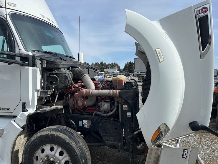 2017-kenworth-t680-image-52