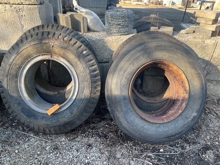 #6030-•-(4)-tires-on-dayton-rims-image-2