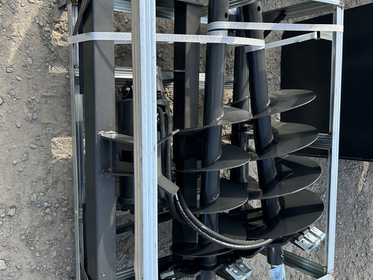 #2017-•-unused-jct-skid-steer-auger-drive-and-bits-inv#-40783-image-2