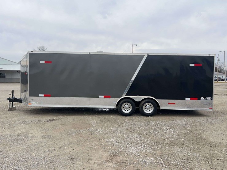 2016-stealth-viper-24'-enclosed-trailer-image-6