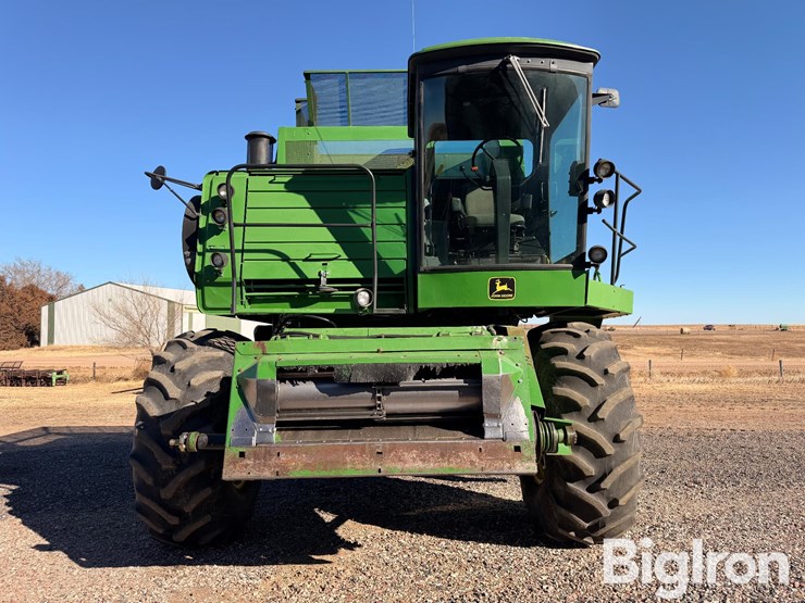 1988-john-deere-7720-titan-ii-image-2