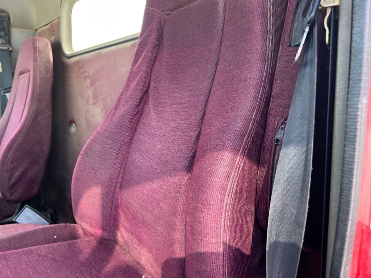 #36890-•-2006-freightliner-columbia-daycab-1fujf0cv16lv57509-inv#-36890-image-50