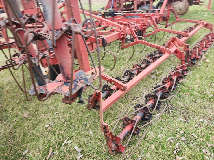 tag-#96,-18.5'-field-cultivator-image-7