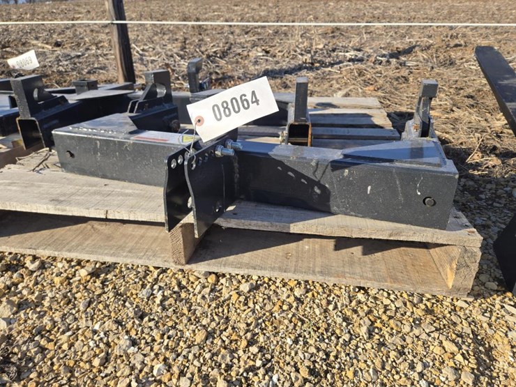 #8064-•-new-wolverine-cat-1-3pt-quick-hitch-image-3