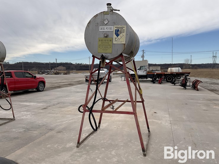 free-standing-300-gal-diesel-tank-image-6
