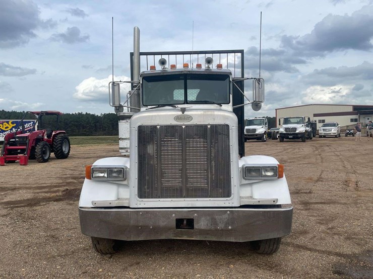 1994-peterbilt-378-image-5