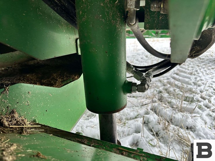 2011-john-deere-9870-sts-image-41