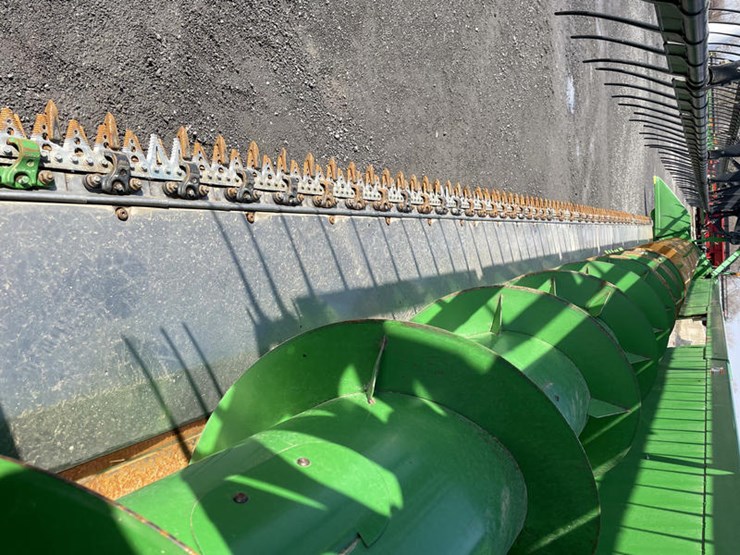 2011-john-deere-635f-image-4