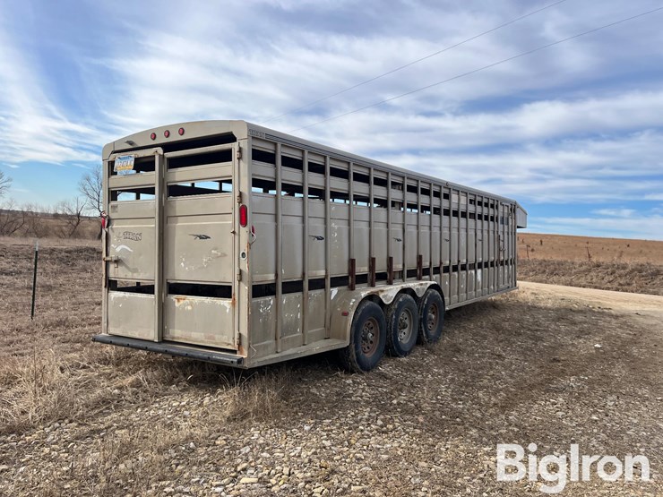 2006-titan-trailer-image-5