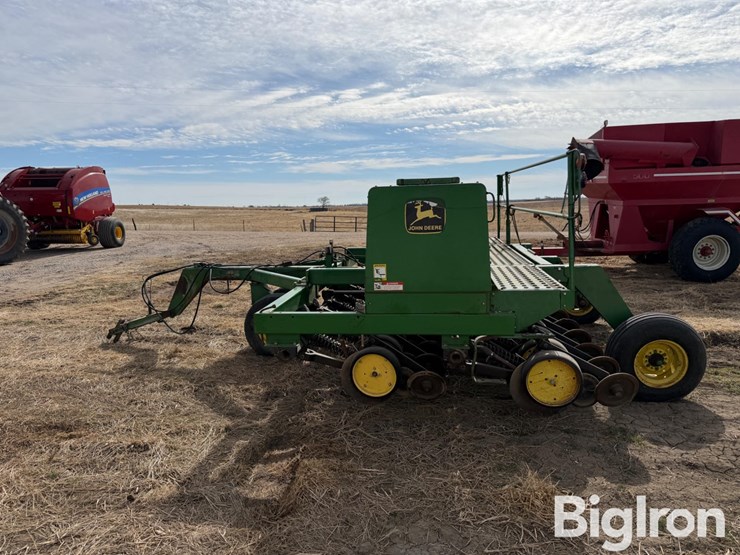 john-deere-750-image-8