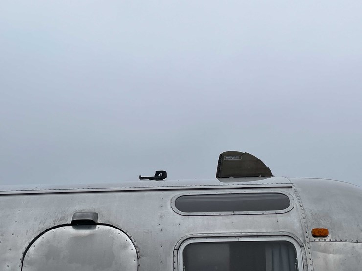 #1435-•-1978-airstream-land-yacht-31'---fully-remodeled,-road-ready-(has-wi-title)-(of)-image-128