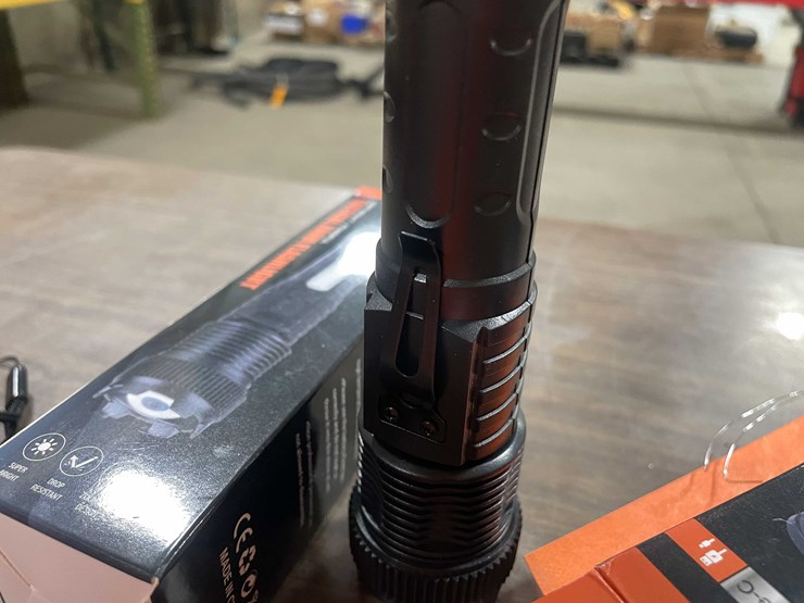 #2283-•-(2)-tactical-led-flashlights-(pr10)-image-5