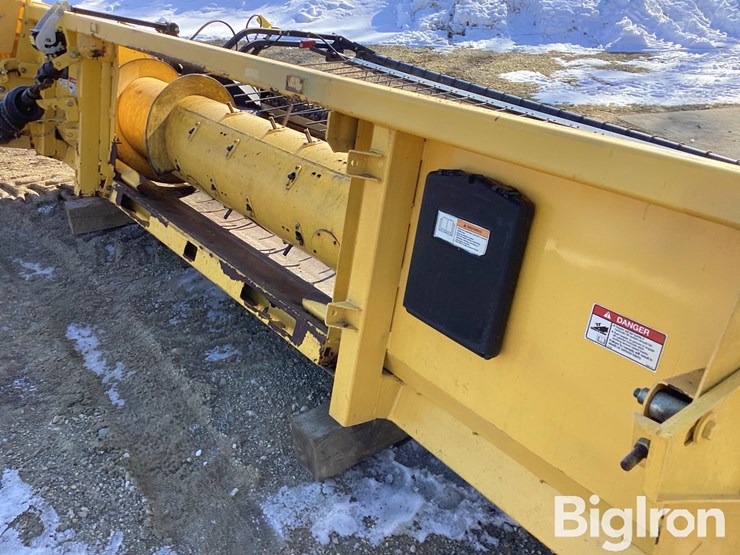 2008-new-holland-76c-image-19