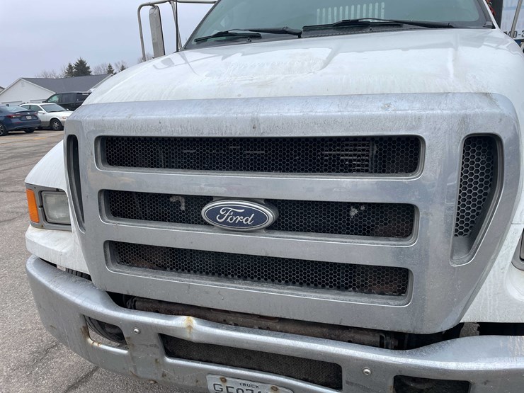 2006-ford-f650-xl-image-9